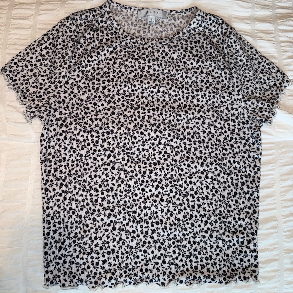 Women's Black and White Floral baby tee